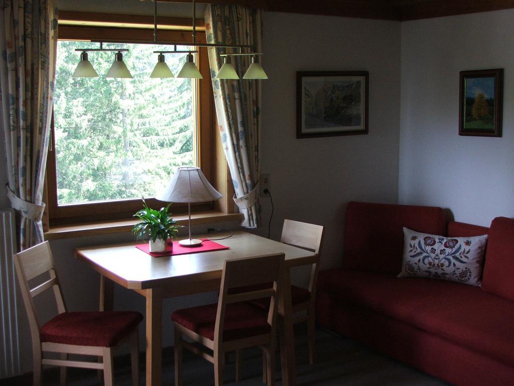 Haus Vasul Hotel Sankt Anton am Arlberg Kamer foto
