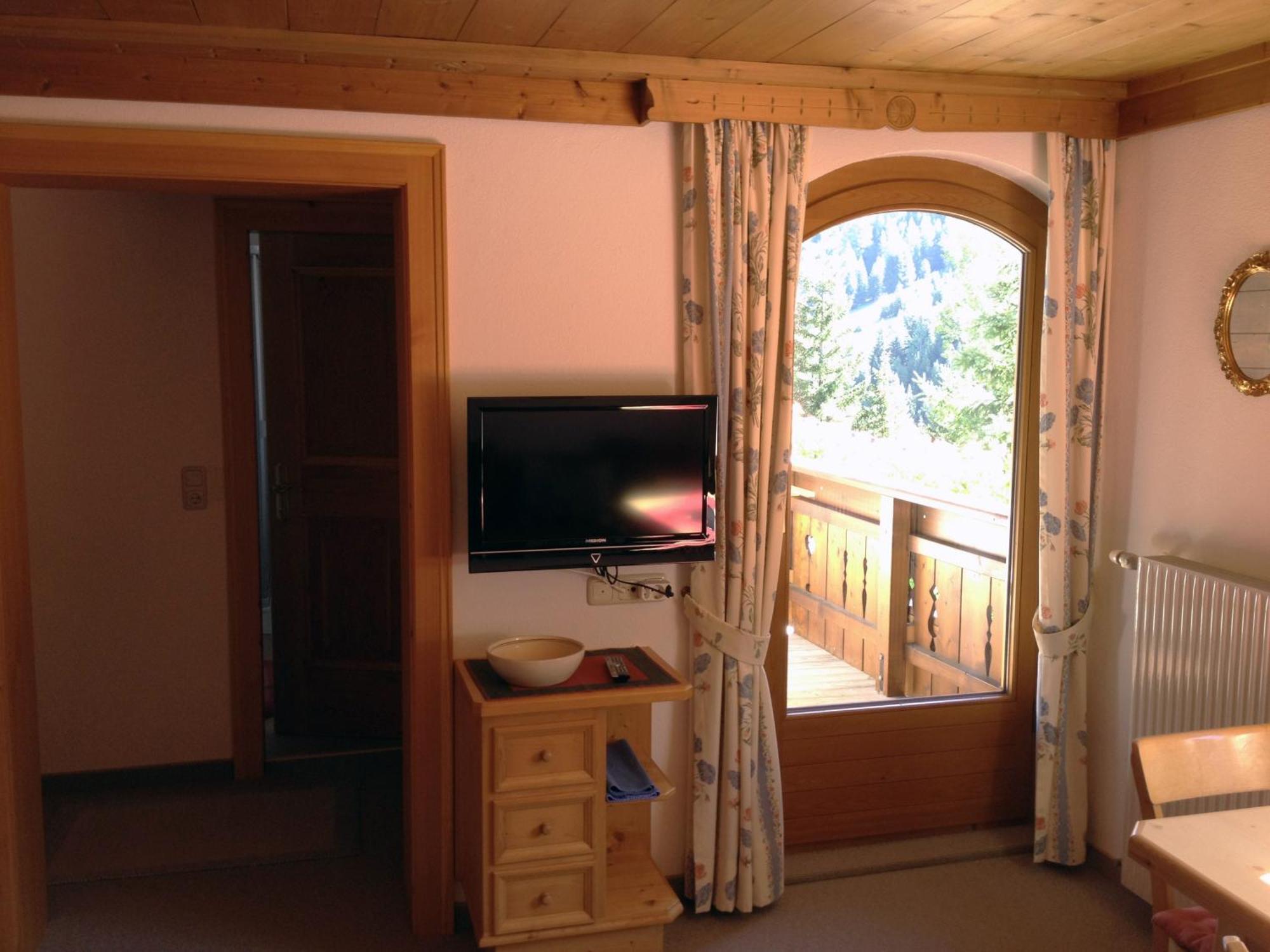 Haus Vasul Hotel Sankt Anton am Arlberg Kamer foto