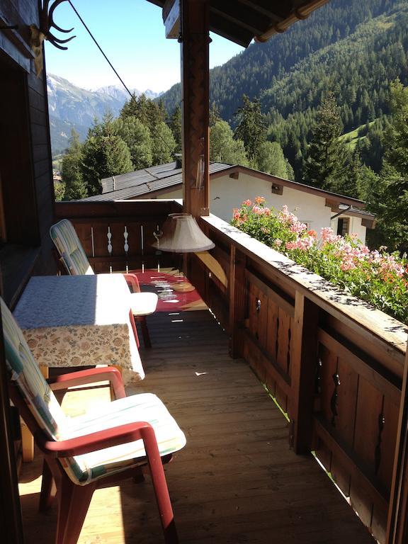 Haus Vasul Hotel Sankt Anton am Arlberg Kamer foto
