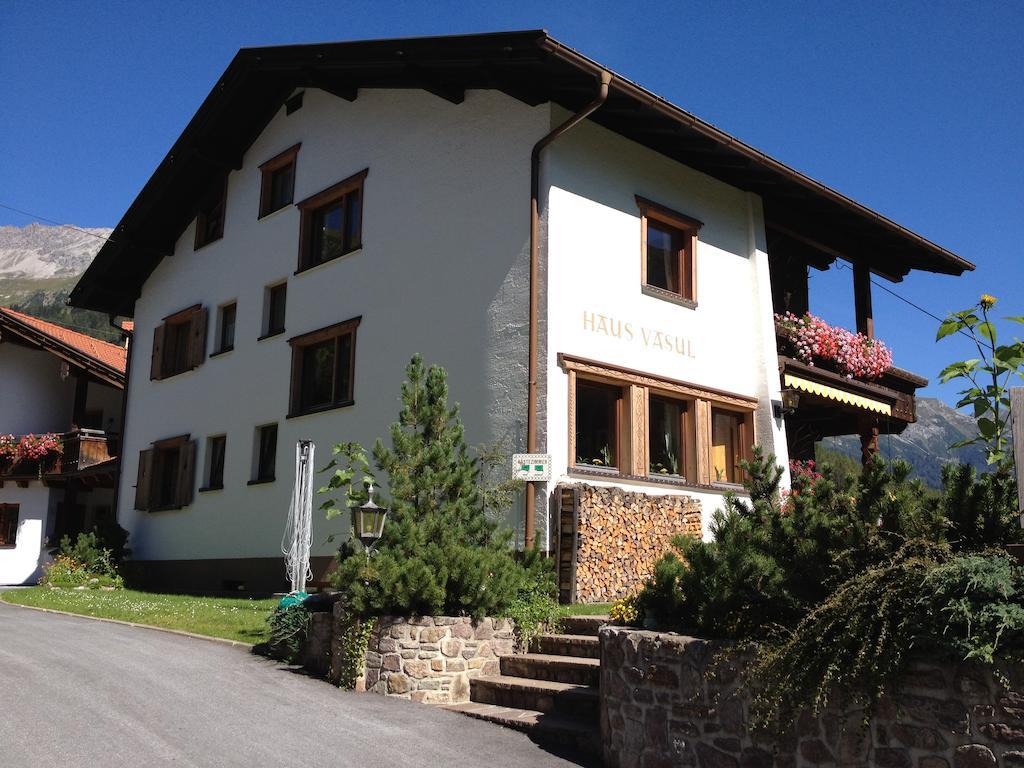Haus Vasul Hotel Sankt Anton am Arlberg Buitenkant foto
