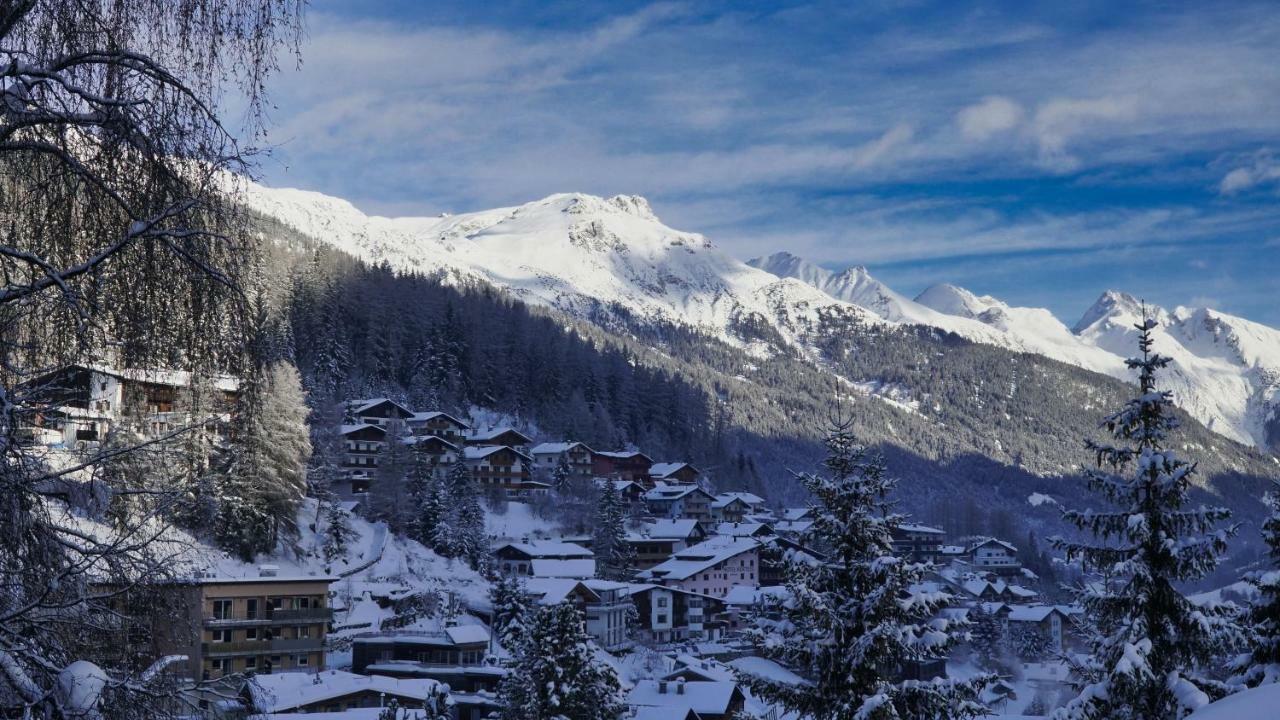 Haus Vasul Hotel Sankt Anton am Arlberg Buitenkant foto