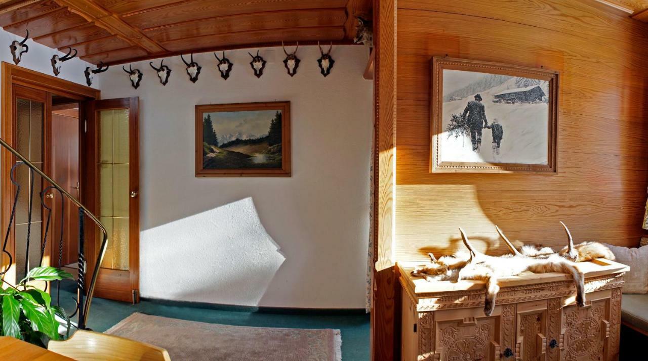 Haus Vasul Hotel Sankt Anton am Arlberg Buitenkant foto
